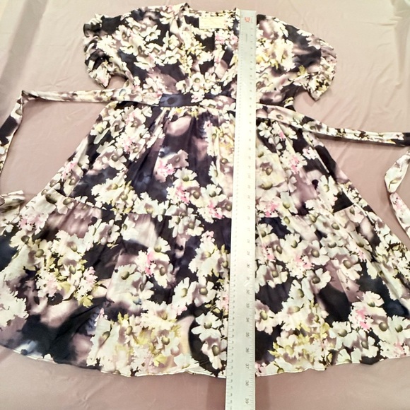 Y2K Vintage Black/Cream Ruffled Floral Midi Dress w/Flutter Sleeves Size Small - Picture 7 of 10